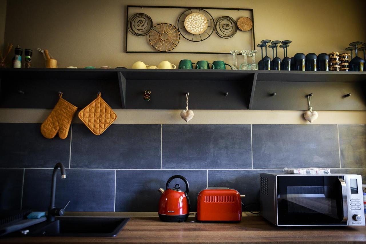 Exquisite 3 Room Apartment In The Heart Of Thetown Câmpulung Moldovenesc エクステリア 写真